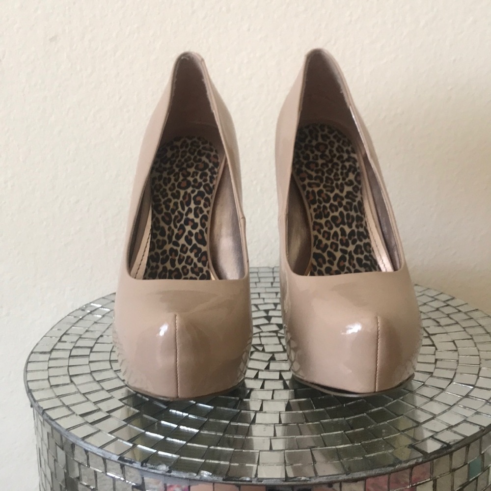 Nude Paten Leather Steven Madden Platforms- W9
